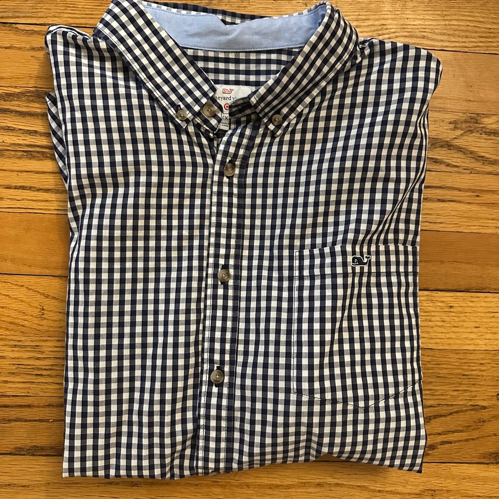 Vineyard Vines Target Blue and White Casual Button Down Shirt